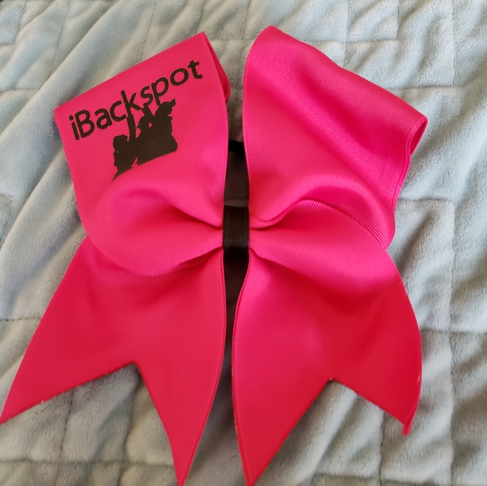 Cheerleading bow